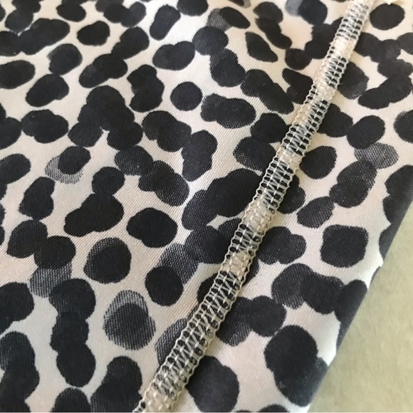 Lululemon leggings size 6 - Picture 9 of 12